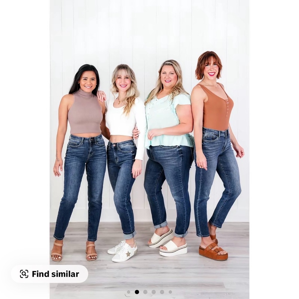 Classic High-Rise Dark Wash Women’s Jeans - Blue - Picture 4 of 10